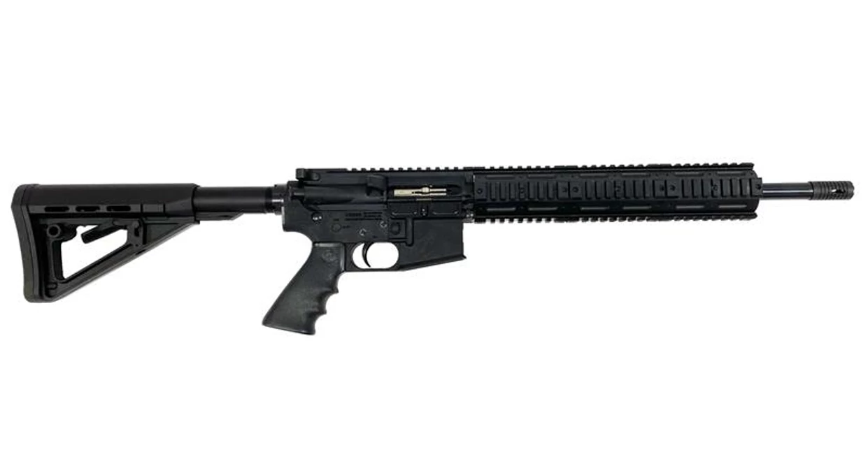 Chiappa MFour .22LR GenIII, 16'cső, 10-es tár, állítható tus